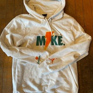 Jordan White Gatorade Hoodie (S)